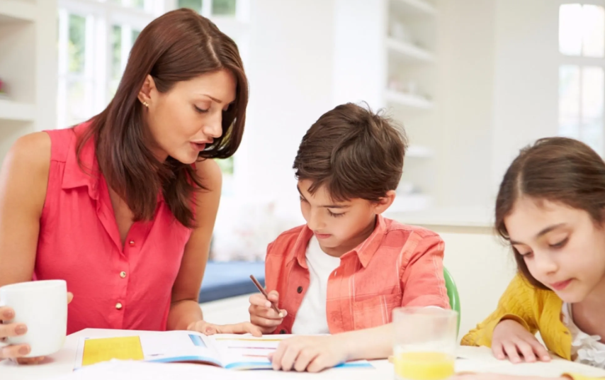 Helping Parents Stay Connected Without Overloading School Staff